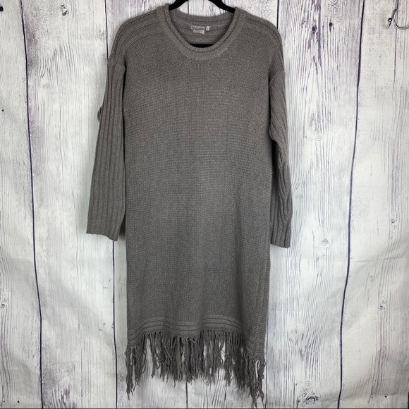 EARTHBOUND Dresses & Skirts - Earthbound Boho Knitted Fringe Tunic Dress Grey M